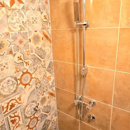 Quarto em Acomodações Particulares Fatima *